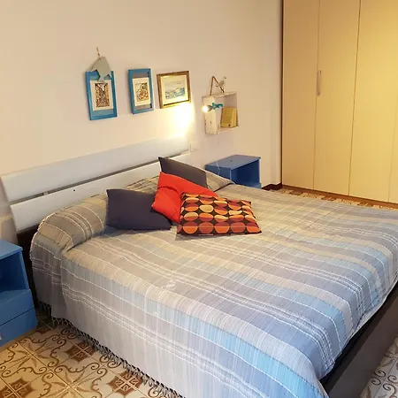 Casa Maestrale -mistral Sea Breeze Apartment *